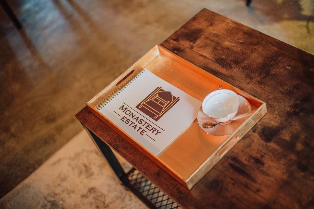 Monastery Suites 오란제스타트 외부 사진
