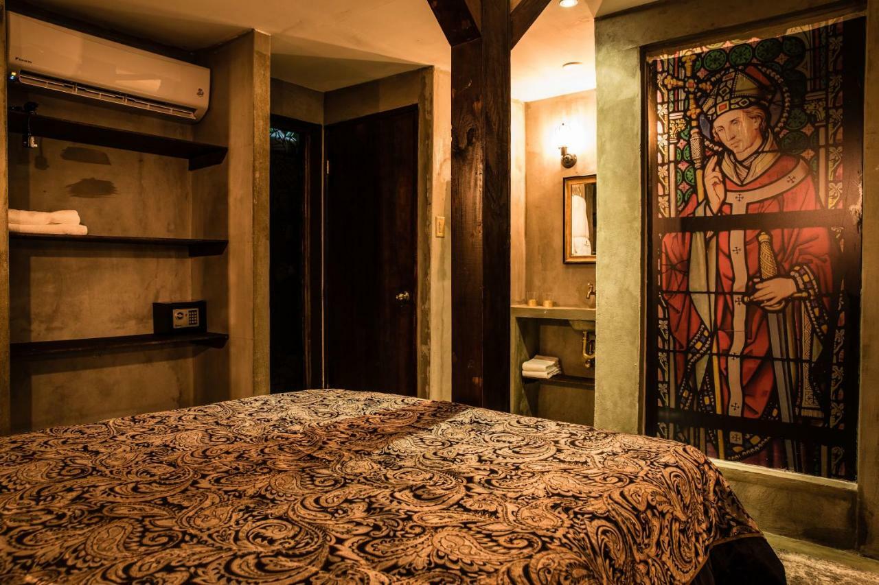 Monastery Suites 오란제스타트 외부 사진