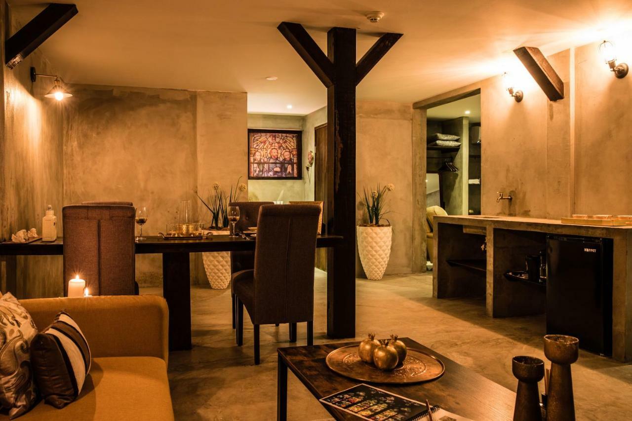 Monastery Suites 오란제스타트 외부 사진