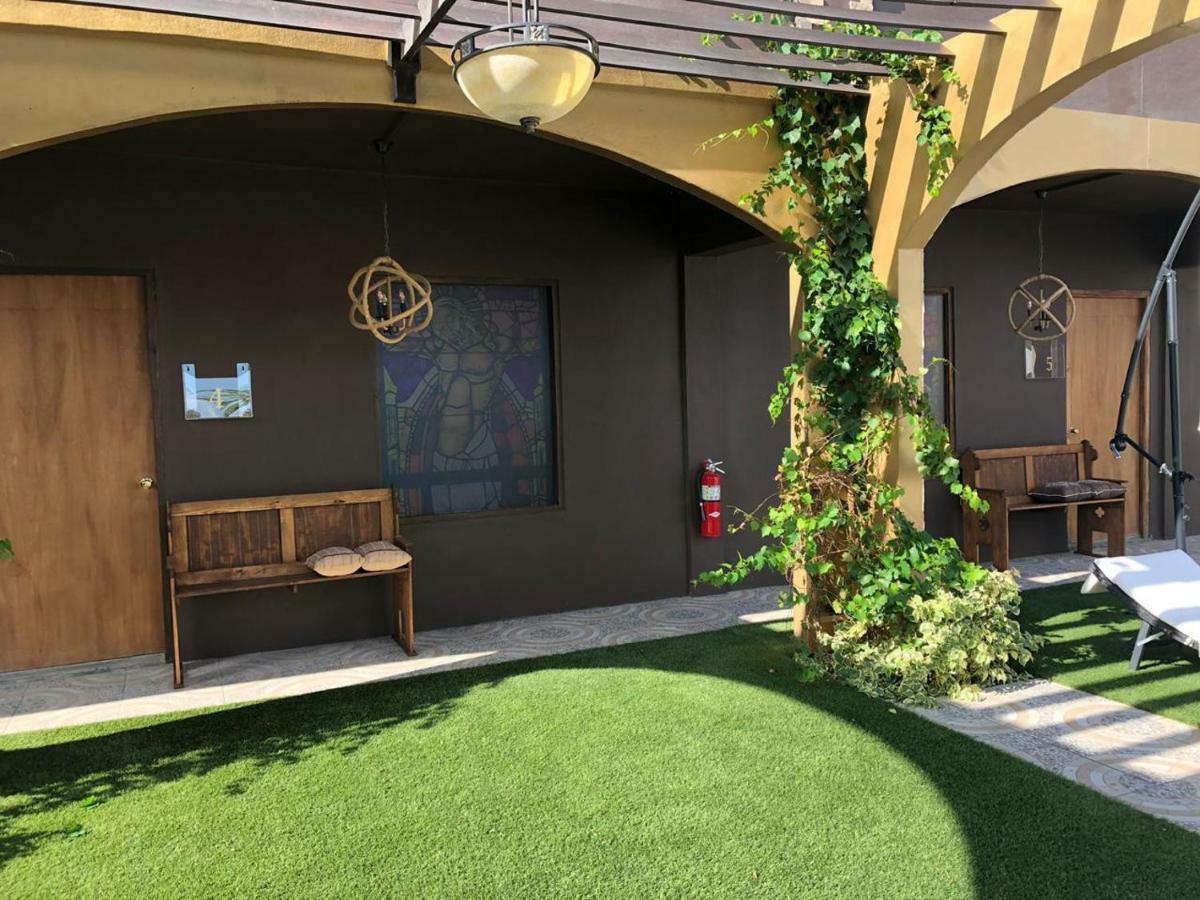 Monastery Suites 오란제스타트 외부 사진