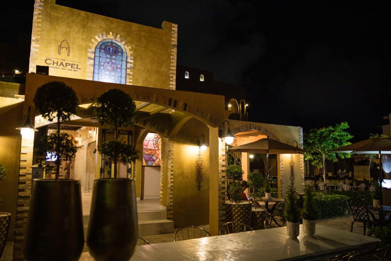 Monastery Suites 오란제스타트 외부 사진