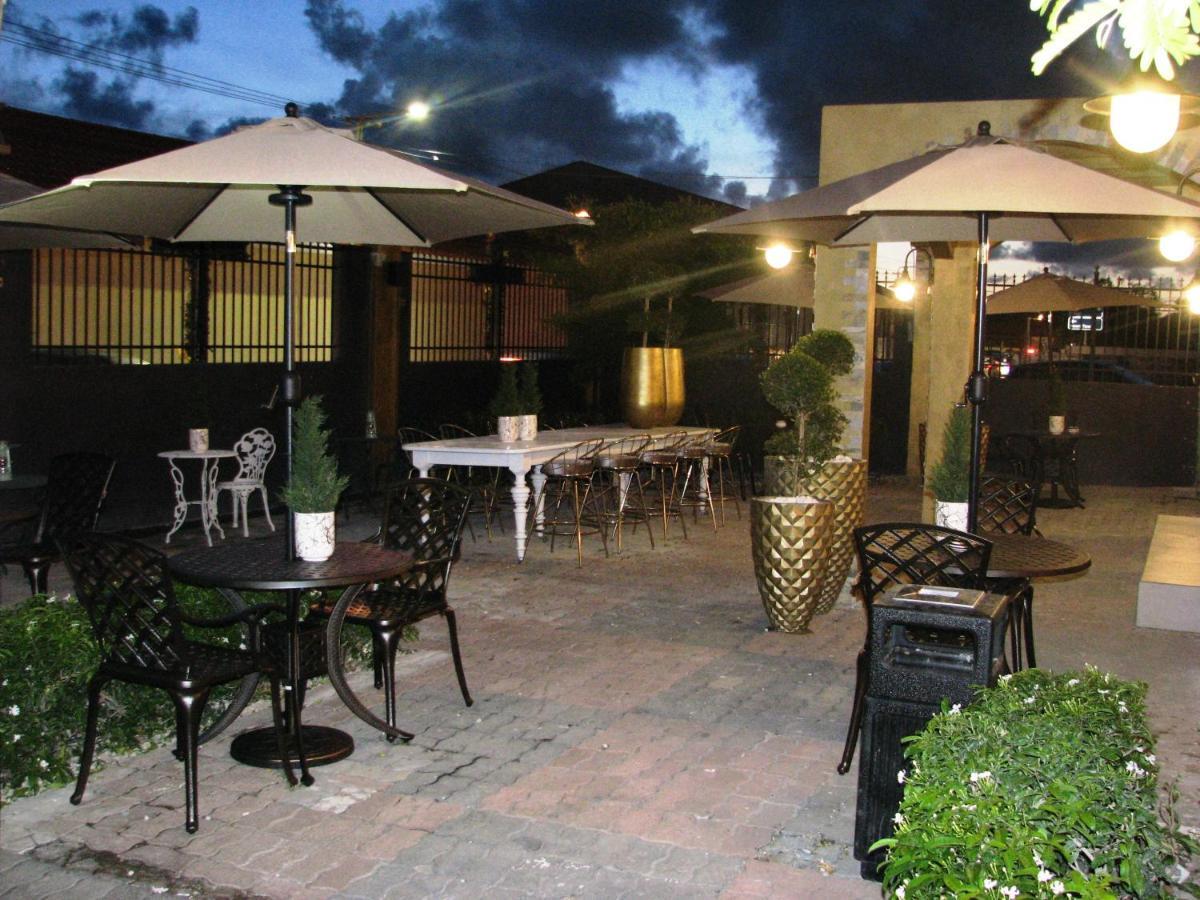 Monastery Suites 오란제스타트 외부 사진