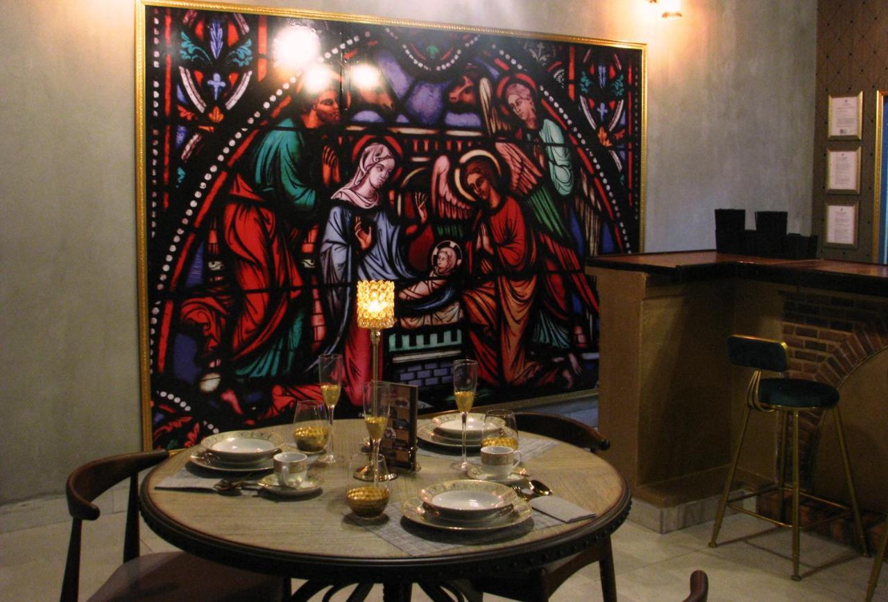Monastery Suites 오란제스타트 외부 사진